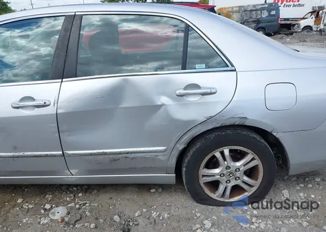 2006 Honda Accord 2.4 Ex из США, поврежденный, VIN 1HGCM56766A097132